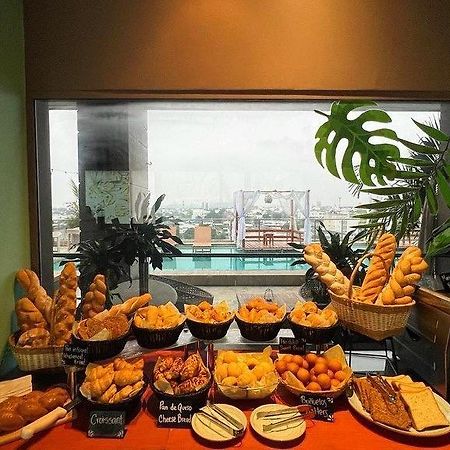 Ghl Hotel Monteria Bagian luar foto A selection of dim sum