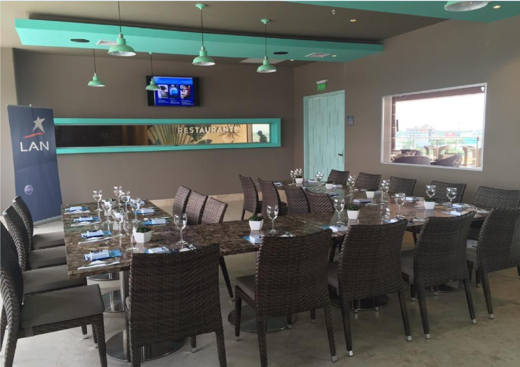 Ghl Hotel Monteria Bagian luar foto Restaurant