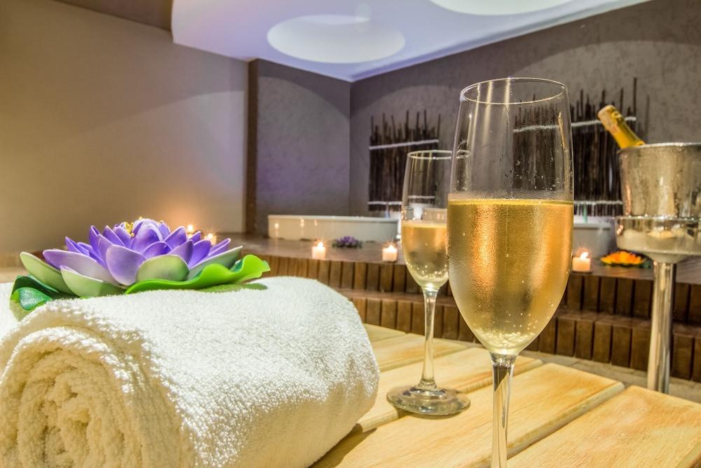 Ghl Hotel Monteria Bagian luar foto A spa in the UK