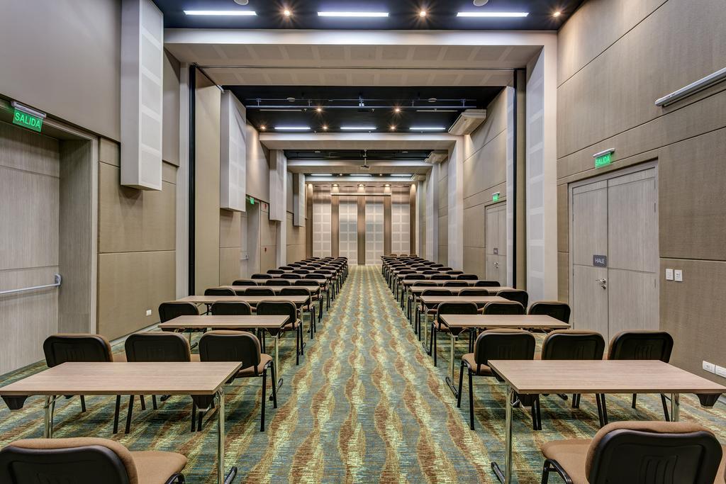 Ghl Hotel Monteria Bagian luar foto The 2018 conference venue