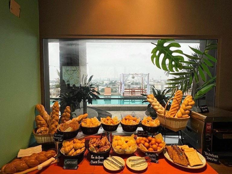 Ghl Hotel Monteria Bagian luar foto A selection of dim sum