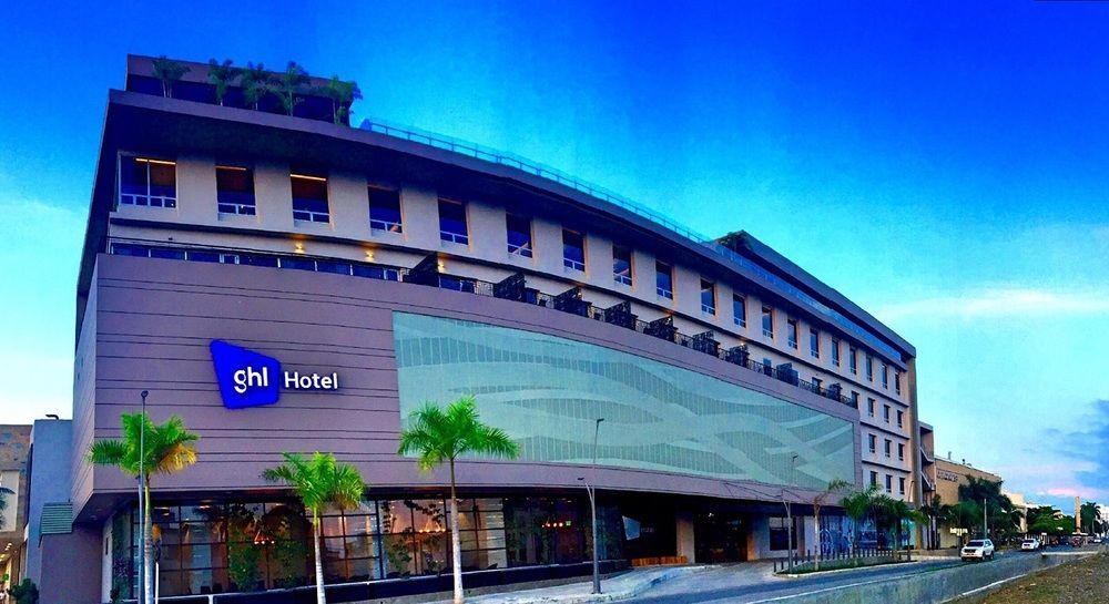 Ghl Hotel Monteria Bagian luar foto GHL Hotel